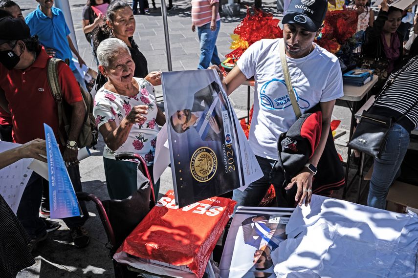 Nayib Bukele acapara las miradas en El Salvador