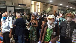 Venezuela seguirá sin vuelos comerciales por séptimo mes consecutivo