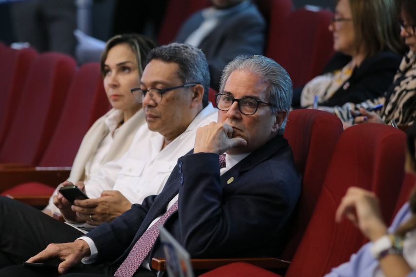 Libertad Ciudadana sigue de cerca el debate que se desarrolla por la CSS. Libertad Ciudadana sigue de cerca el debate que se desarrolla por la CSS.