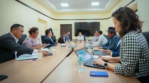 Ministra de Gobierno entrega llave de edificio destinado para los pueblos indígenas