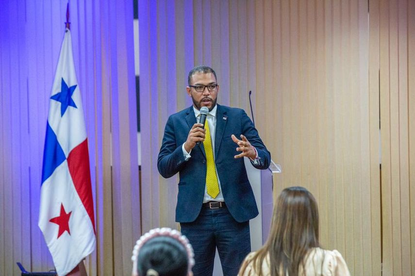 Empleo Solidario lanza plataforma