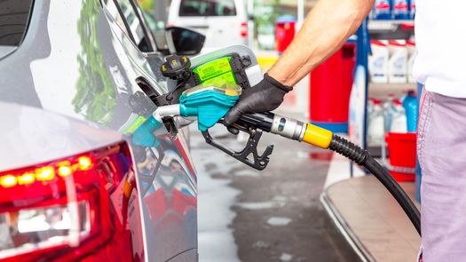 La Secretaría Nacional de Energía informó que a partir del viernes 6 de febrero y hasta el jueves 19 de febrero de 2026 regirán nuevos precios máximos de venta al consumidor para los combustibles líquidos en Panamá, los cuales registran incrementos en todos los productos. La Secretaría Nacional de Energía informó que a partir del viernes 6 de febrero y hasta el jueves 19 de febrero de 2026 regirán nuevos precios máximos de venta al consumidor para los combustibles líquidos en Panamá, los cuales registran incrementos en todos los productos.