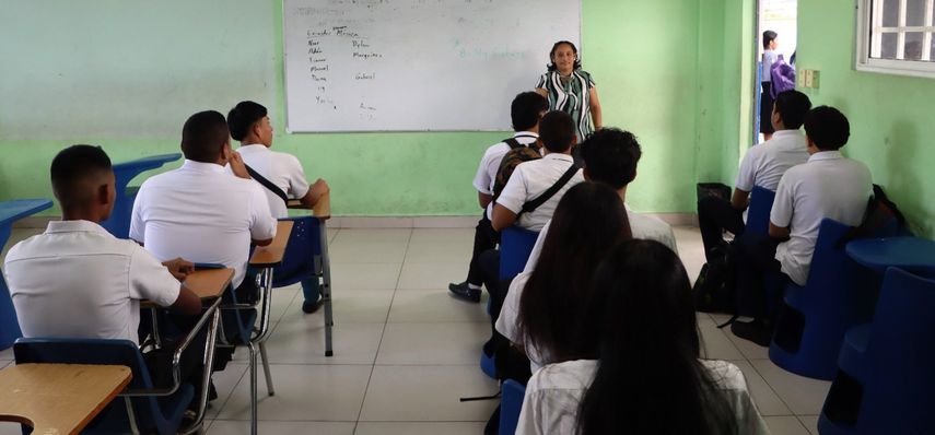 Meduca busca elevar las vacantes temporales de docentes a permanentes