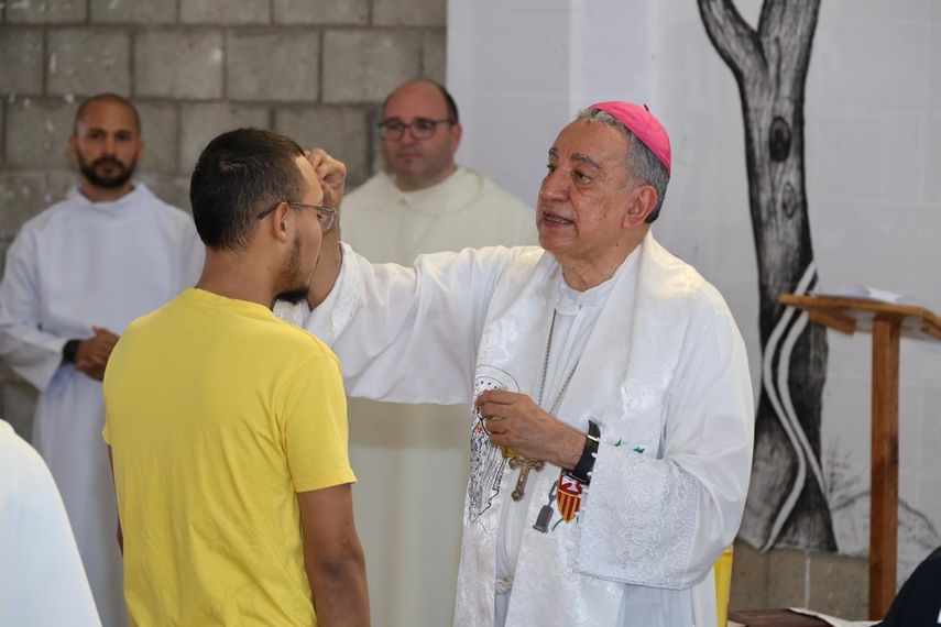 Más de 50 privados de libertad reciben los sacramentos en Pascua 2026