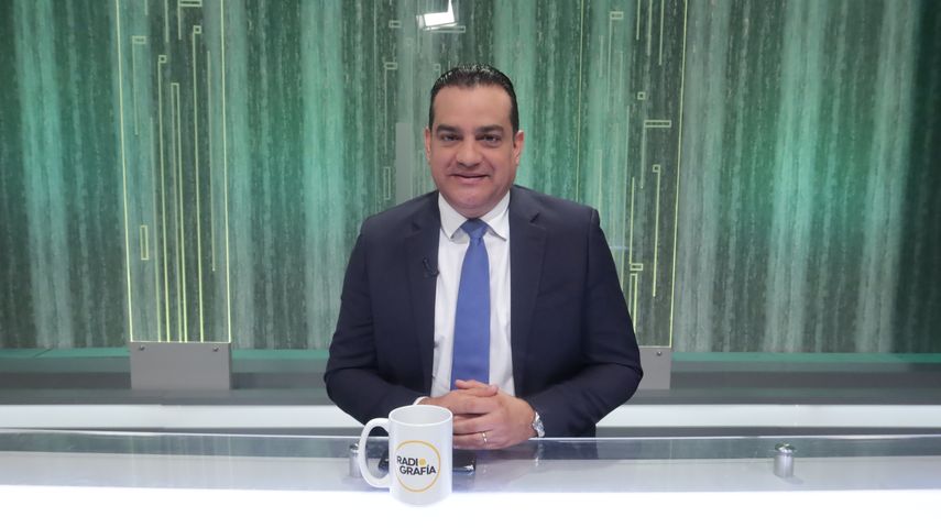 Luis Ernesto Carles: Ministros deben asumir un rol más activo en la gestión gubernamental