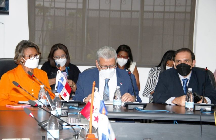 Minsa paga B/.3.5 millones para servicios de hemodiálisis