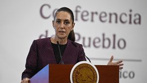 Sheinbaum critica plan fiscal de Trump por reforzar medidas contra migrantes