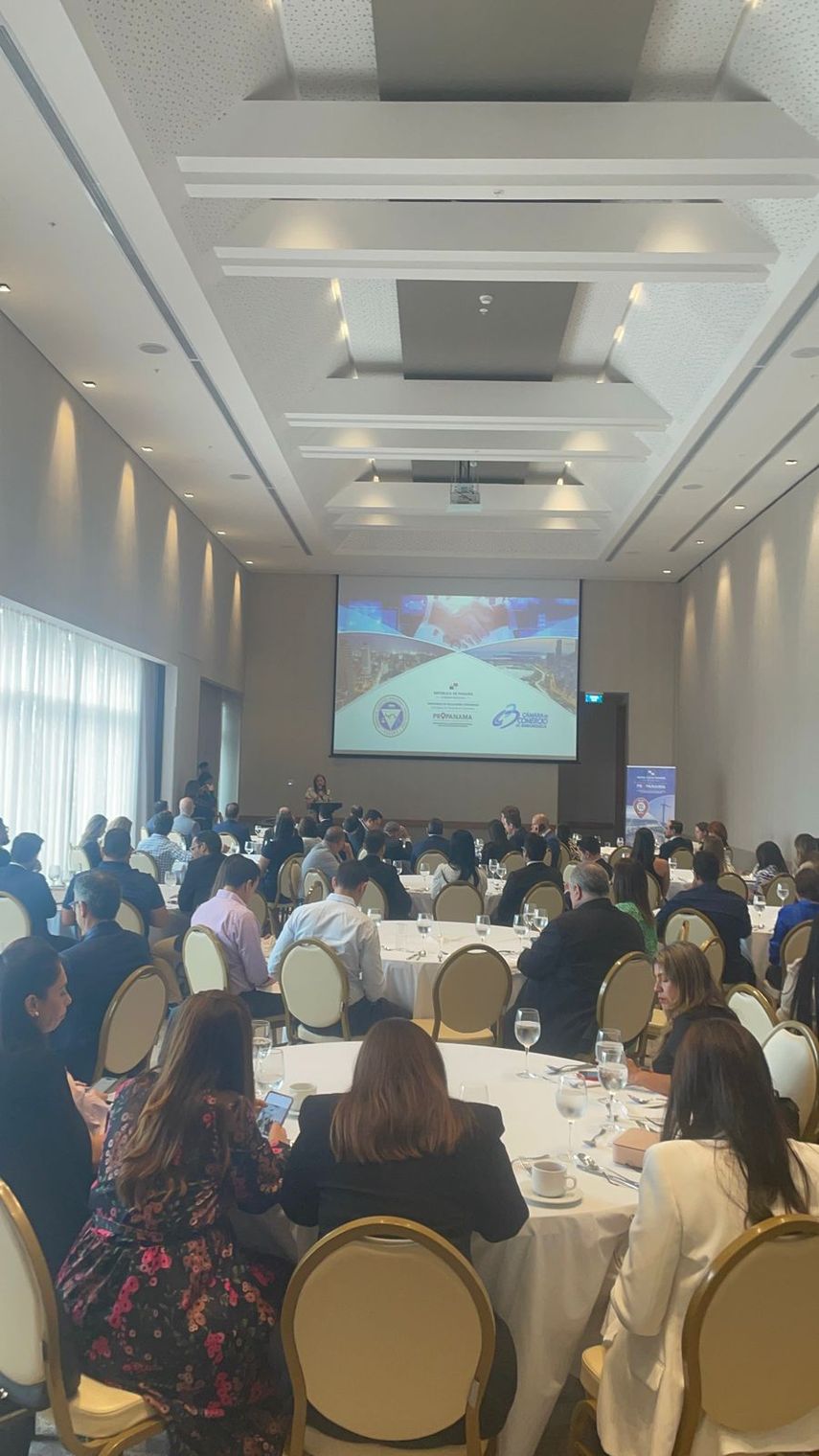 El movimiento comercial entre Panamá y Colombia en el 2022 alcanzó 584 millones de dólares, que corresponden a importaciones y exportaciones. El movimiento comercial entre Panamá y Colombia en el 2022 alcanzó 584 millones de dólares, que corresponden a importaciones y exportaciones.