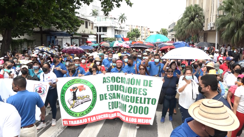 Meduca se prepara para amortiguar protestas de los docentes