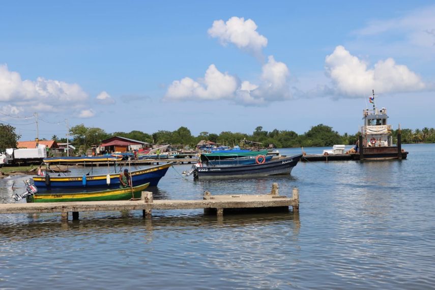  Este es un proyecto de 300 viviendas, es construido para reasentar la comunidad de Gardí Sugdub, isla en Panamá que se hunde por el cambio climático. Este es un proyecto de 300 viviendas, es construido para reasentar la comunidad de Gardí Sugdub, isla en Panamá que se hunde por el cambio climático. 