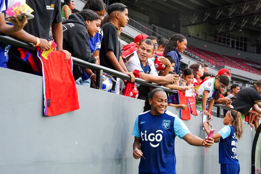 Marta Cox y Wendy Natis encabezan convocatoria de Panamá para enfrentar a Bolivia