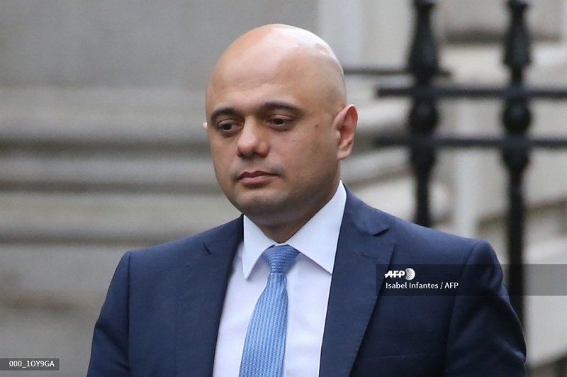 Renuncia ministro británico de Finanzas en plena reestructuración
