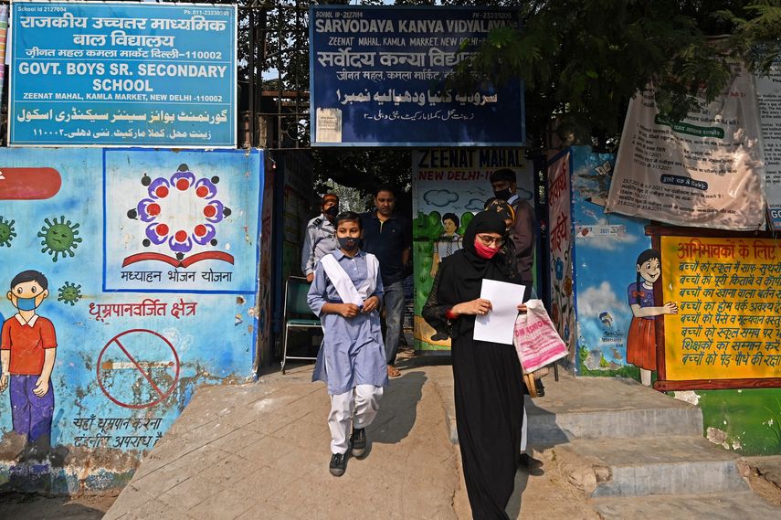 Nueva Delhi cierra escuelas por la contaminación del aire