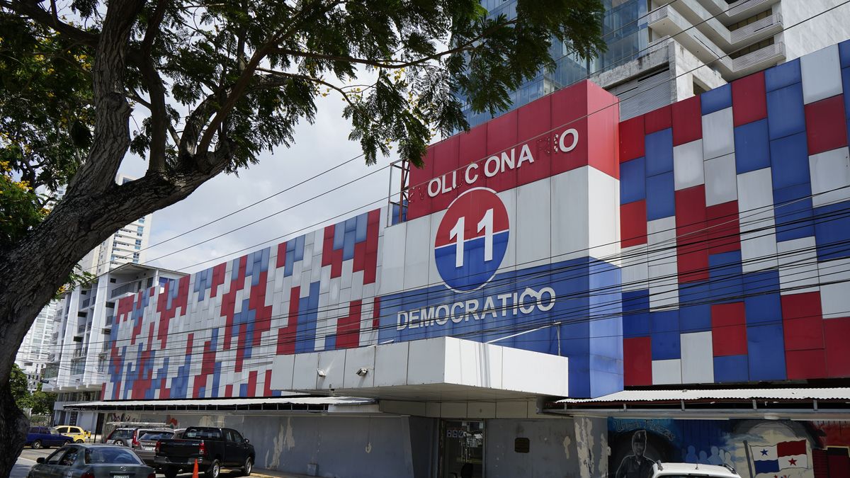 Sede del PRD en Avenida México. Sede del PRD en Avenida México.