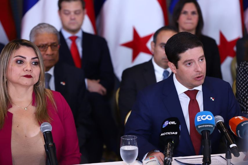 Federico Alfaro: se puede hacer reajustes en contrato minero