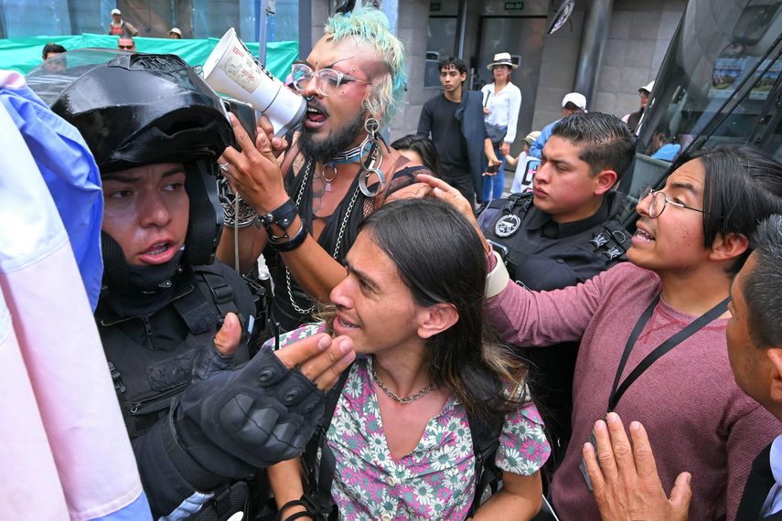 Decreto que describe la transexualidad como trastorno mental causa controveria en Perú