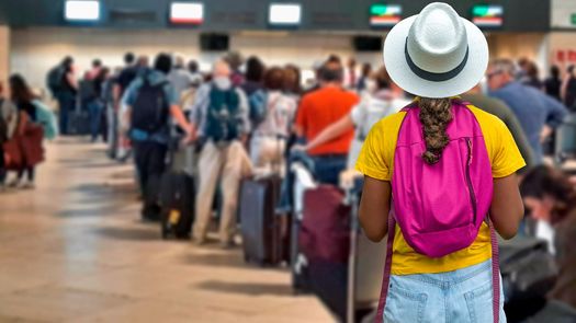 Apatel rechaza propuesta de Benicio Robinson de tasar tránsito de pasajeros por aeropuerto de Tocumen Apatel rechaza propuesta de Benicio Robinson de tasar tránsito de pasajeros por aeropuerto de Tocumen