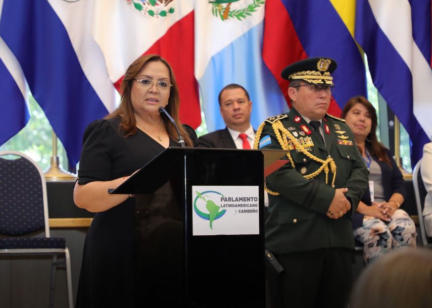 Dana Castañeda resalta aportes del Parlatino en la política interna de Panamá