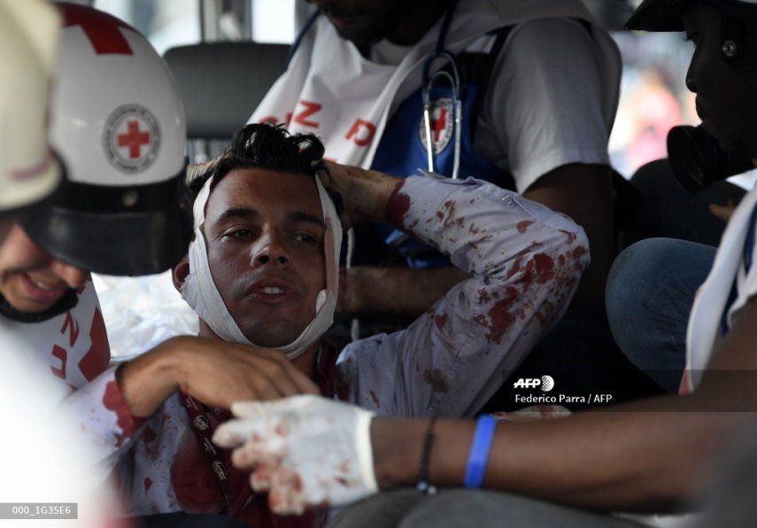 27 heridos dejan disturbios en nueva jornada de protestas en Caracas