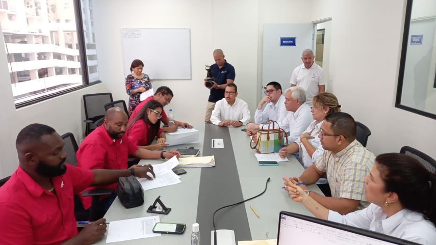 Sitiespa logra acuerdo salarial del 10 % en 2 años con ENSA