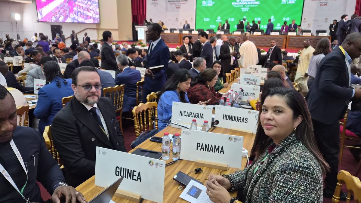 El Ministro de Comercio e Industrias, Julio Moltó, encabeza la delegación de Panamá que participará en la Decimocuarta Conferencia Ministerial de la Organización Mundial del Comercio (OMC), que se celebra del 26 al 29 de marzo de 2026 en Yaundé, Camerún. El Ministro de Comercio e Industrias, Julio Moltó, encabeza la delegación de Panamá que participará en la Decimocuarta Conferencia Ministerial de la Organización Mundial del Comercio (OMC), que se celebra del 26 al 29 de marzo de 2026 en Yaundé, Camerún.