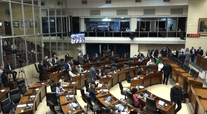 Asamblea Nacional afectada en su productividad tras retraso en conformación de comisiones