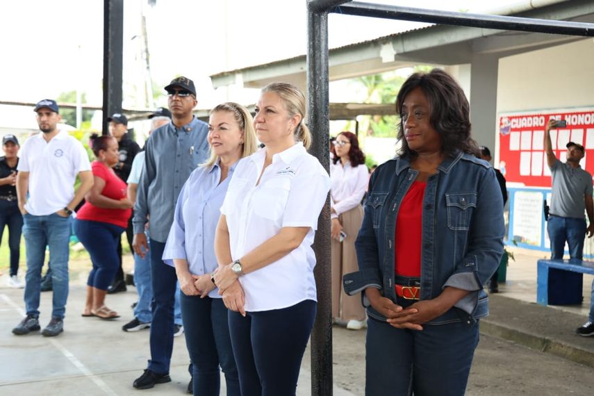 Mingob y Meduca lanzan programa para mantenimiento y limpieza de escuelas con privados de libertad.