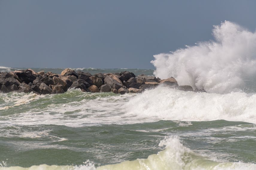 Panamá: Emiten aviso de vigilancia por oleajes y vientos en el pacífico