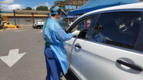 Con 833 nuevos casos positivos de COVID-19