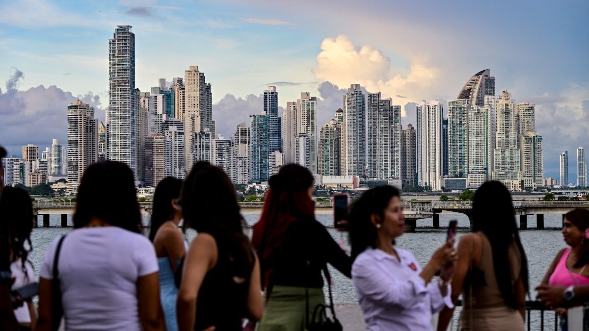 APEDE destaca liderazgo femenino y paridad de género en Panamá por el Día Internacional de la Mujer APEDE destaca liderazgo femenino y paridad de género en Panamá por el Día Internacional de la Mujer