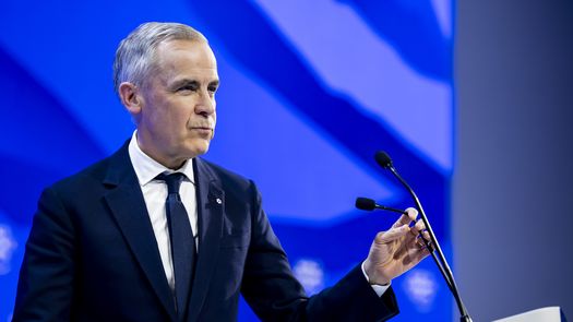 El primer ministro de Canadá, Mark Carney, dijo este domingo que su país no tiene intención de firmar un acuerdo de libre comercio con China después de que su homólogo estadounidense, Donald Trump, amenazara con imponer aranceles del 100 % al país.