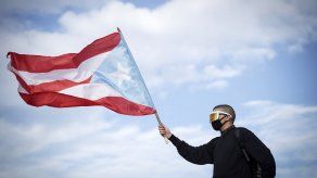 Bad Bunny pausa su carrera para apoyar protestas en Puerto Rico