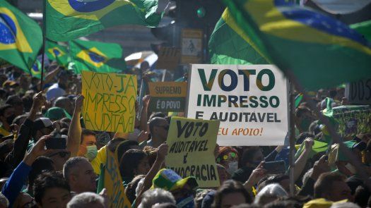 El fin de semana pasado, decenas de miles de personas se manifestaron en Brasil para exigir la destitución del presidente Bolsonaro. AFP