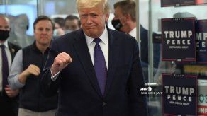 Twitter y Facebook advierten de mensajes engañosos de Trump sobre fraude