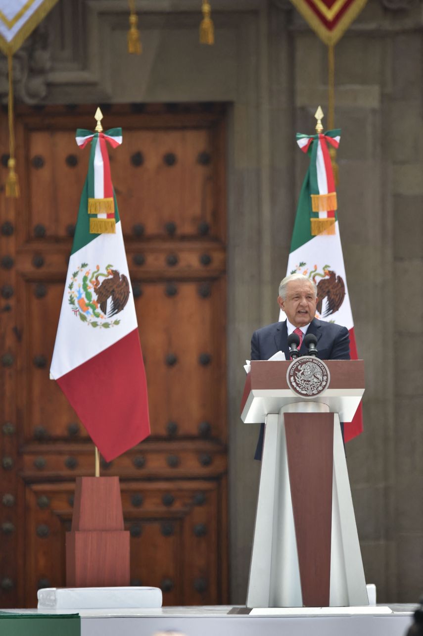 Presidente mexicano defendió su legado para construir una patria nueva, en informe final