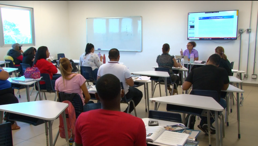 INEC capacitó a 10 mil aspirantes a empadronadores del censo