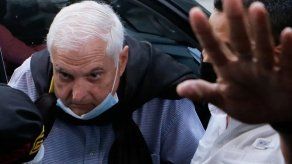 Participan de la reunión los magistrados del Tribunal Electoral y miembros del partidos políticos, entre ellos el exmandatario Ricardo Martinelli.