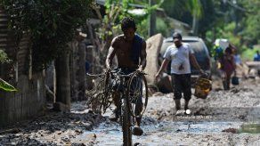 Honduras pide a EEUU extender beneficios a migrantes tras ciclones