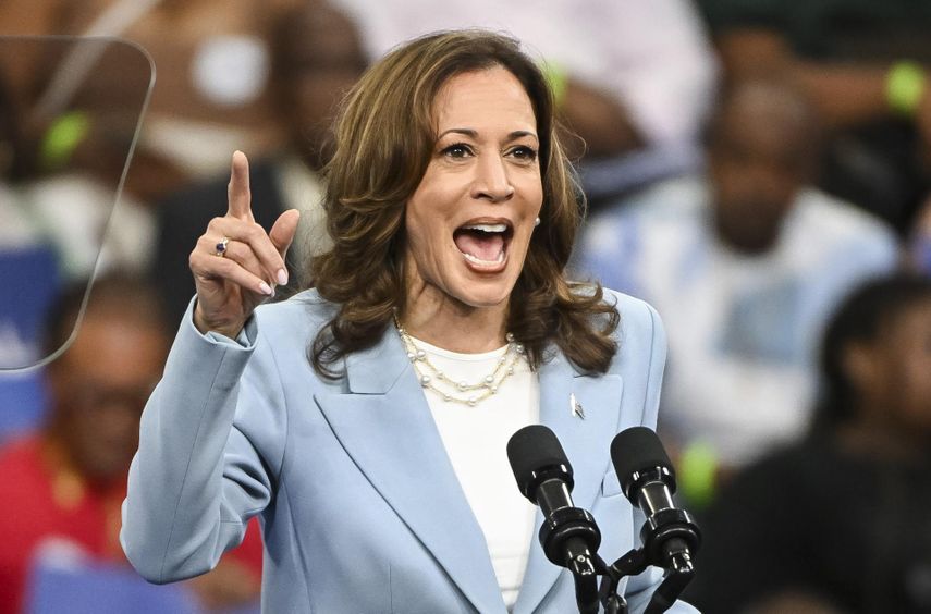 Kamala Harris promete reformar "el fracturado sistema migratorio" de EEUU. Kamala Harris promete reformar "el fracturado sistema migratorio" de EEUU.