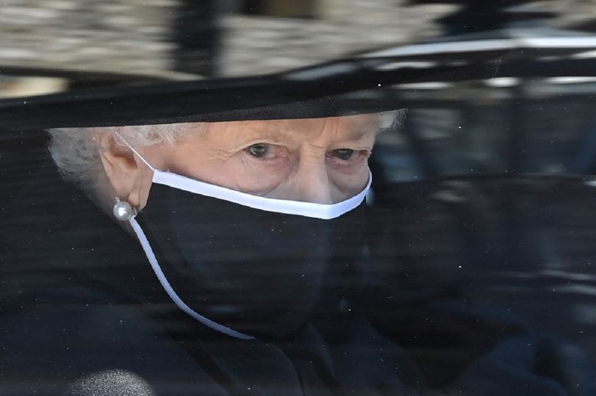 Reina Isabel II, esperada en la misa por su difunto marido