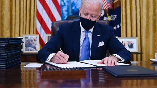 Biden dice que nombrará a primera mujer negra para la Corte