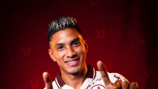 Universitario de Deportes anunció este miércoles el fichaje del defensa panameño Jorge Gutiérrez, quien ha debutado con su selección en el reciente Mundial 2026 y ha pasado por equipos de Panamá, Venezuela y España. Universitario de Deportes anunció este miércoles el fichaje del defensa panameño Jorge Gutiérrez, quien ha debutado con su selección en el reciente Mundial 2026 y ha pasado por equipos de Panamá, Venezuela y España.