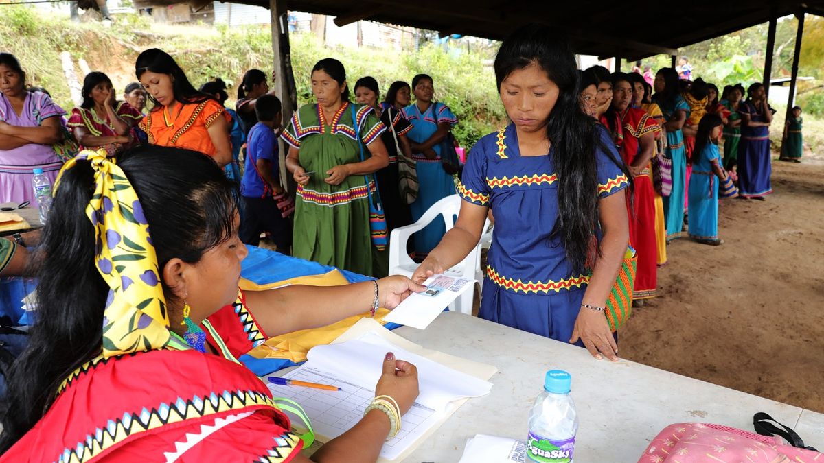 El Mides sigue beneficiando a panameños de escasos recursos. El Mides sigue beneficiando a panameños de escasos recursos.