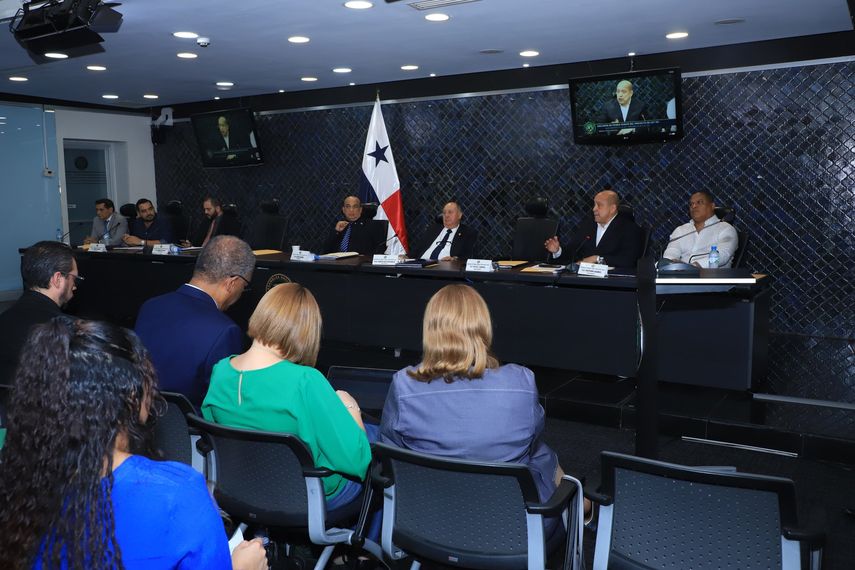 Diputados aprueban en primer debate el cuarto bloque de reformas a la CSS