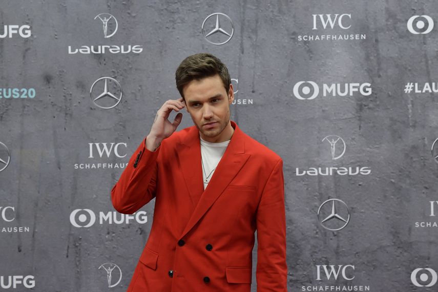 El músico británico Liam Payne había consumido alcohol, cocaína y un antidepresivo antes de morir al caer de un balcón de su hotel en Buenos Aires, informó este jueves en un comunicado la justicia argentina, que por los hechos imputó a tres personas. El músico británico Liam Payne había consumido alcohol, cocaína y un antidepresivo antes de morir al caer de un balcón de su hotel en Buenos Aires, informó este jueves en un comunicado la justicia argentina, que por los hechos imputó a tres personas.