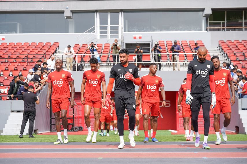Panamá inicia su camino al Mundial frente a Surinam, el rival más incómodo en el grupo A