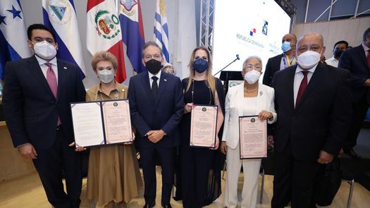 Cortizo destaca el impacto transversal de la mujer en el desarrollo del país