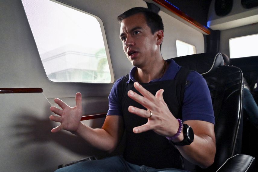 Ecuador: Candidato presidencial teme por su vida