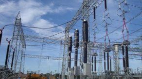 Contraloría refrenda 27.6 millones a empresas eléctricas por subsidio