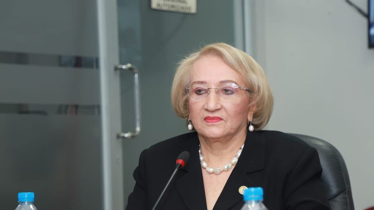 Etelvina de Bonagas es la rectora de la Unachi. Etelvina de Bonagas es la rectora de la Unachi.